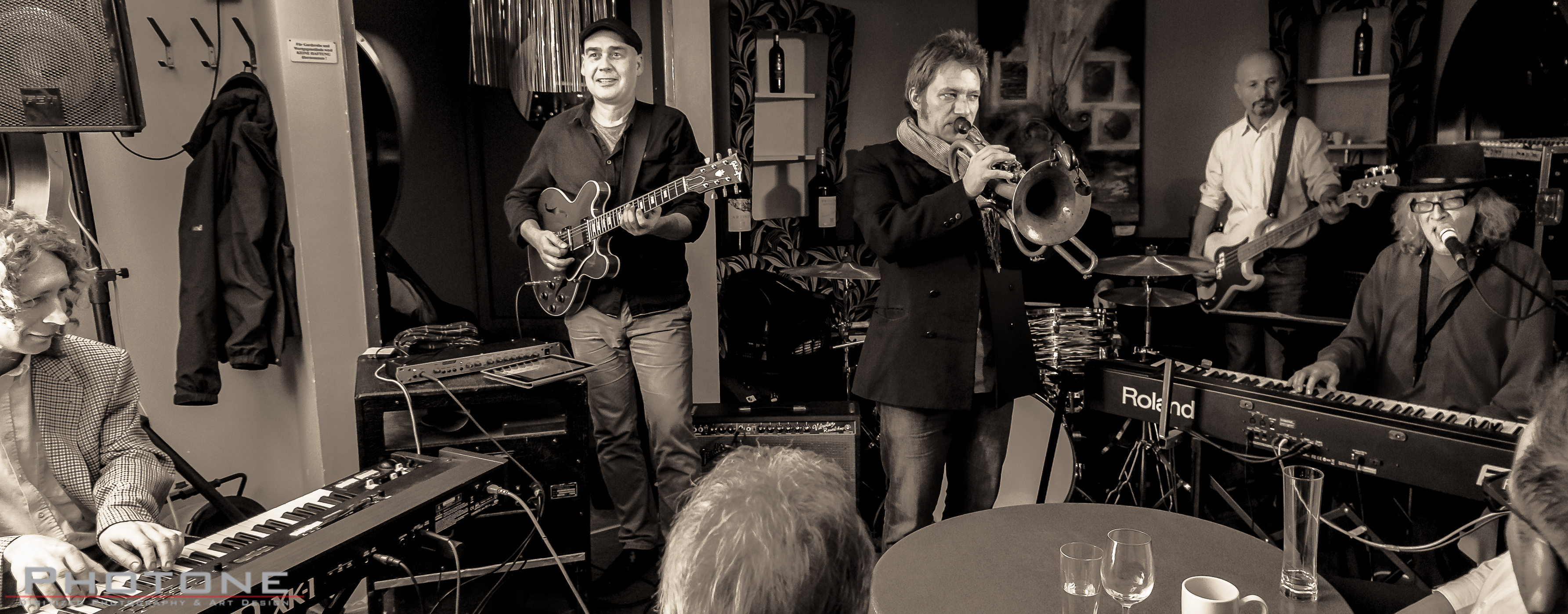 JLS World Blue Band, Linz Austria   JLS World Blue Band, Linz Austria